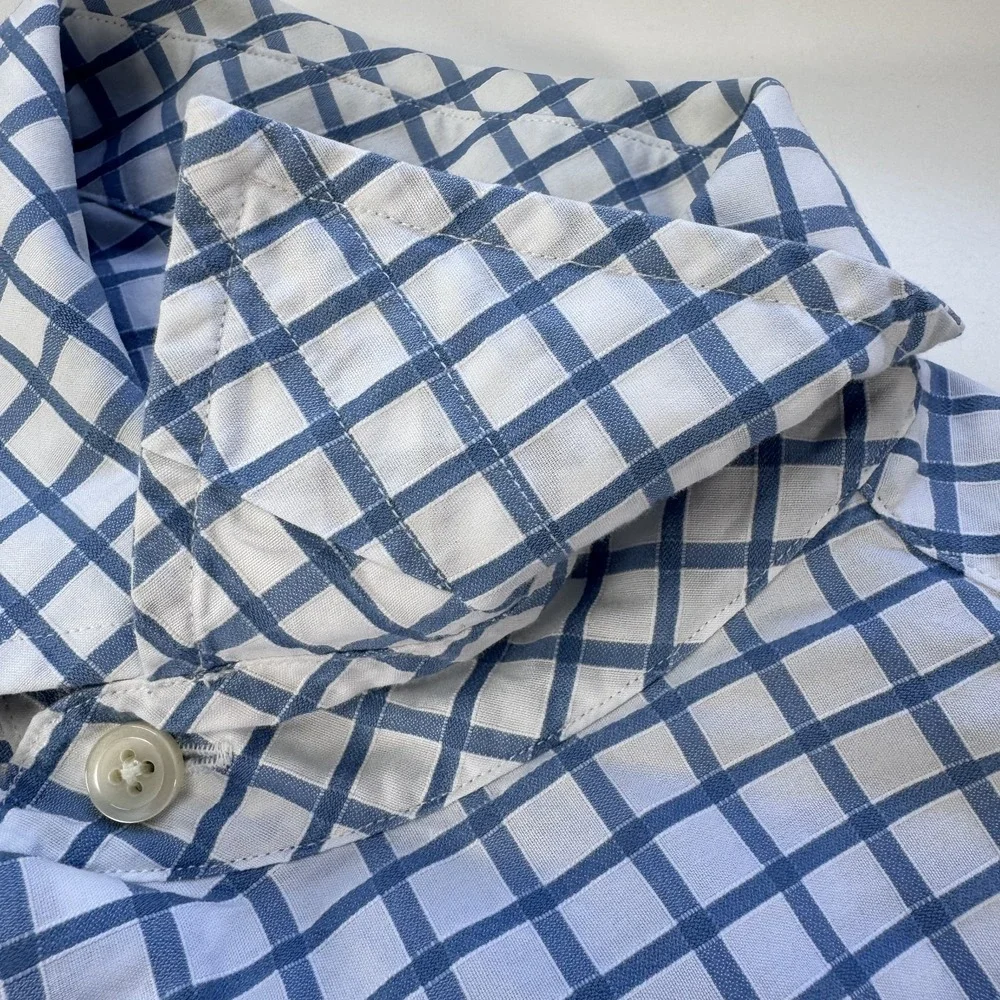 BANANA REPUBLIC Long Sleeve Button Up Shirt Mens 15-15 1/2 Med Blue Pattern